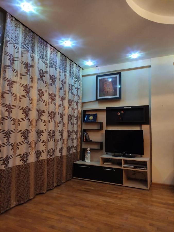 Apartment On Tole Bi Almaty Extérieur photo